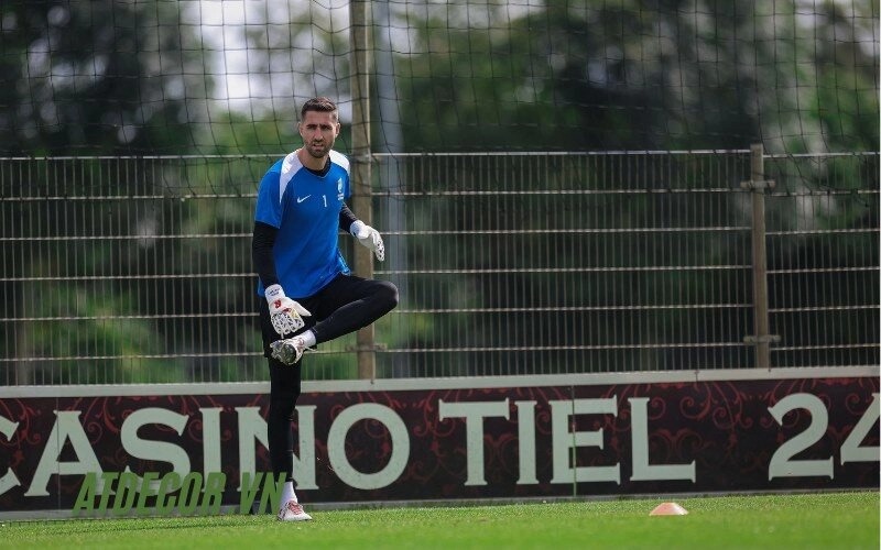 Đặc điểm phong cách thi đấu - Phản xạ nhanh nhạy và khả năng đọc trận đấu